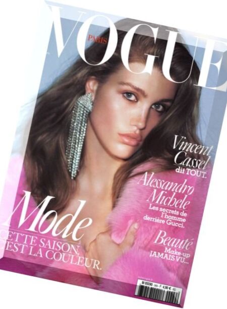 Vogue Paris – Aout 2016 Cover