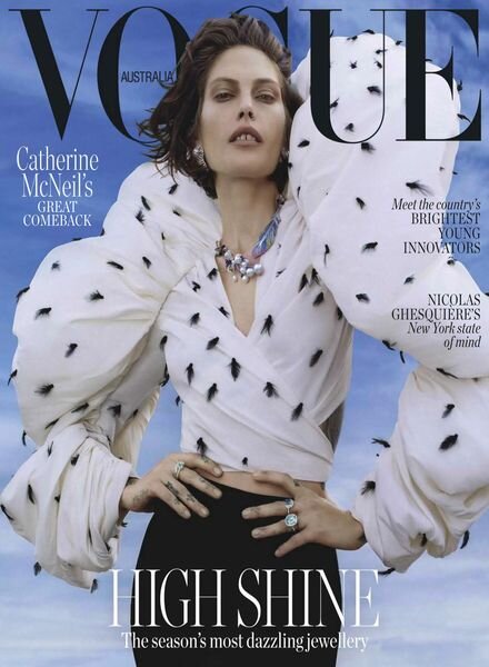 Vogue Australia – November 2022 Cover