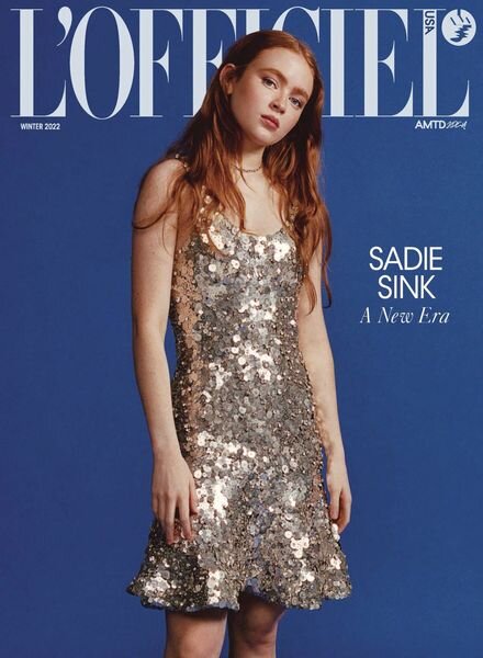 L’Officiel USA – December 2022 Cover