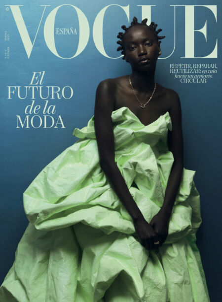 Vogue Espana – enero 2023 Cover